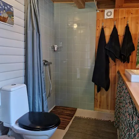 Near Hald With Large Garden *