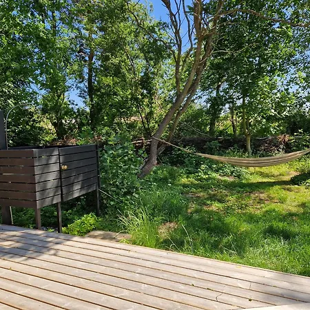 Near Hald With Large Garden Ferienhaus Hundested